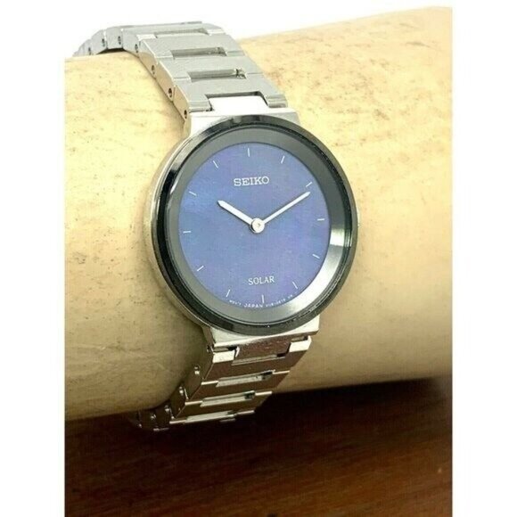 Seiko Women's Watch SUP385 Solar Blue Dial Silver Stainless Steel 28mm - Picture 11 of 14